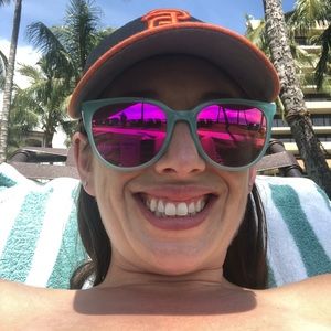 Meet your Posher, Samantha